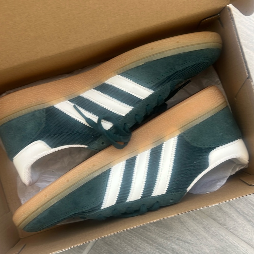 Green Adidas Handball Spezial